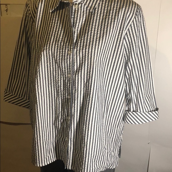 ALIA Petite Gray & White. 🥰 Great Condition🙂 - Picture 1 of 7